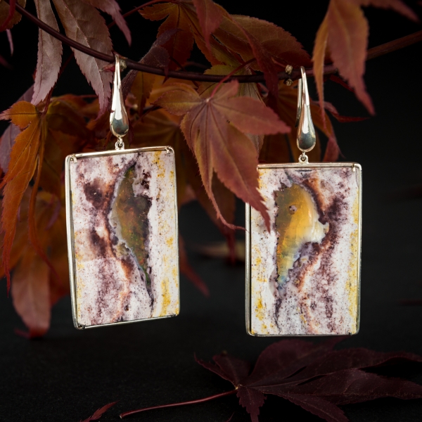 ART.49 - Silver earrings with opal Mexican cantera sections with trick of the color